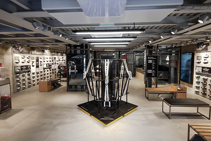 adidas football store chatelet